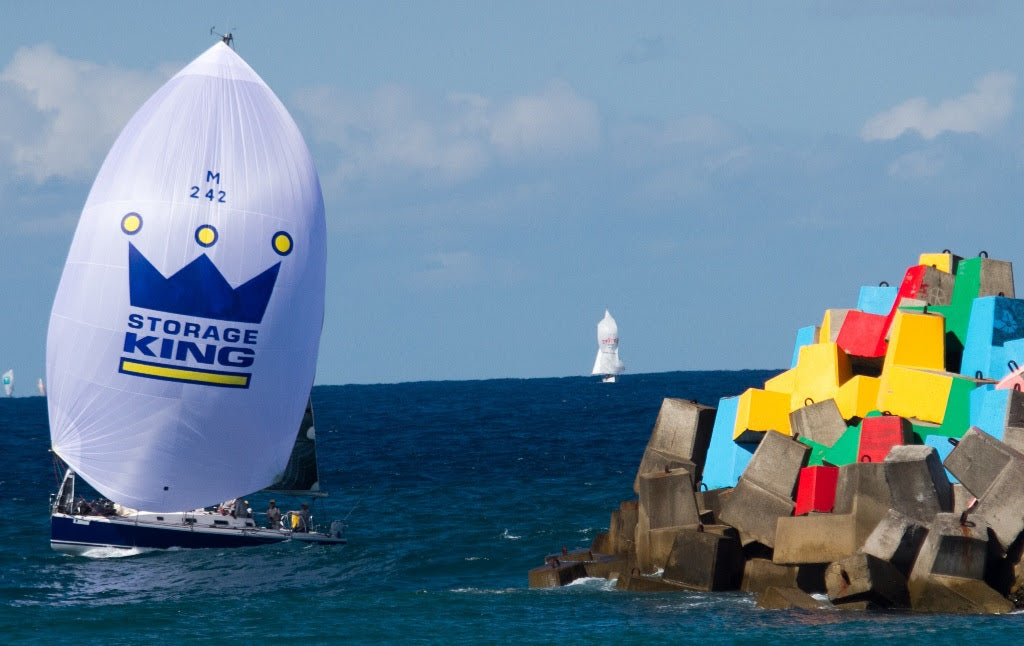 
Airlie Race Week 2013: get your mates together | Sailing News
